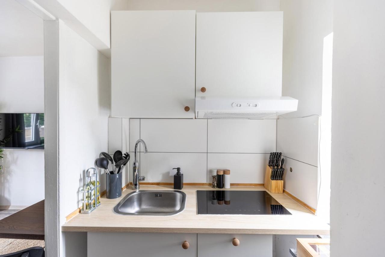 Perfekt Fuer 2! Wifi/ Netflix Apartment Duisburg Ngoại thất bức ảnh