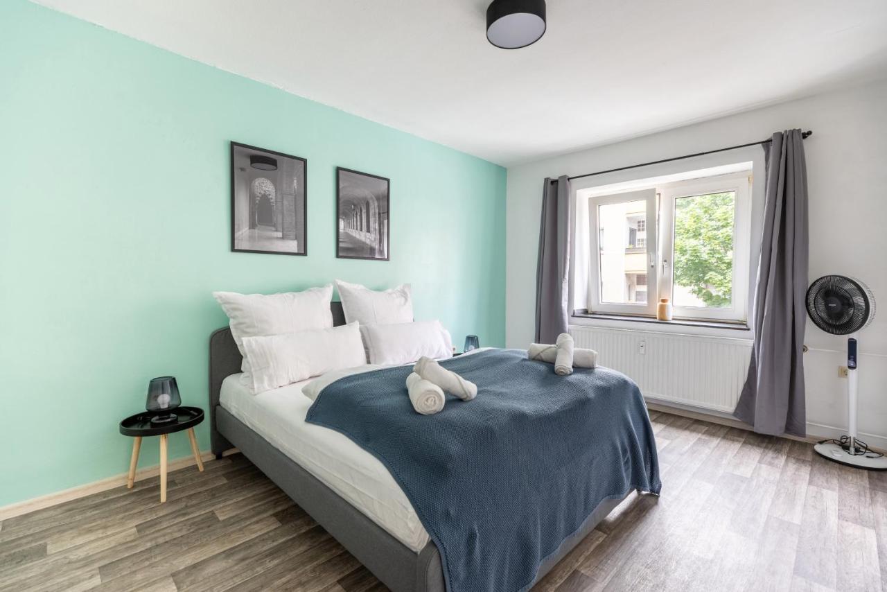 Perfekt Fuer 2! Wifi/ Netflix Apartment Duisburg Ngoại thất bức ảnh