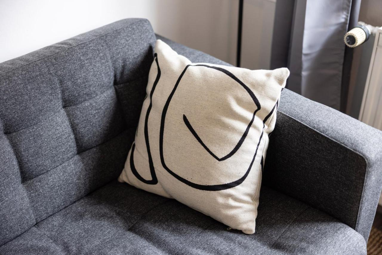 Perfekt Fuer 2! Wifi/ Netflix Apartment Duisburg Ngoại thất bức ảnh